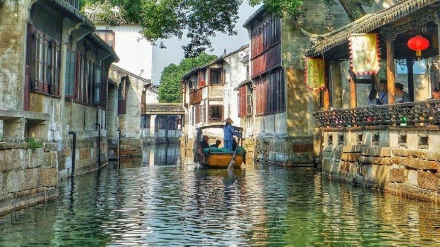 永善：单轨运输车助力脐橙出果园